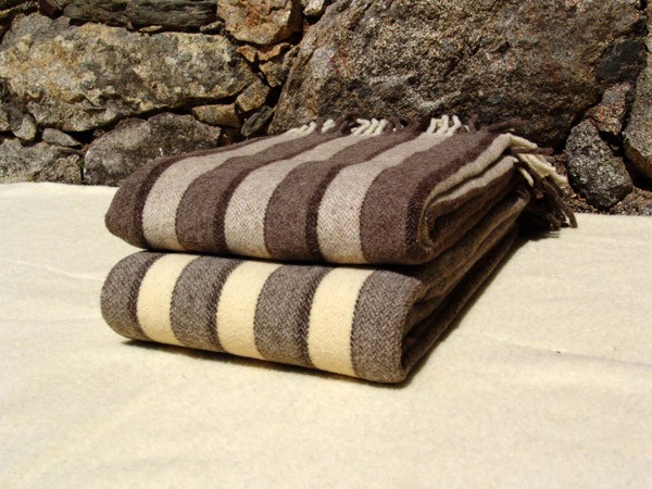 Manta Pastor Tricolor Escura Clara